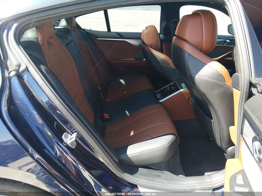 2020 BMW 8er VIN WBAGV8C03LCD76964 IAAI salvage auction — WATER/FLOOD, Salvage Title, sold $22,350 on 2026-07-13 (photo 8)