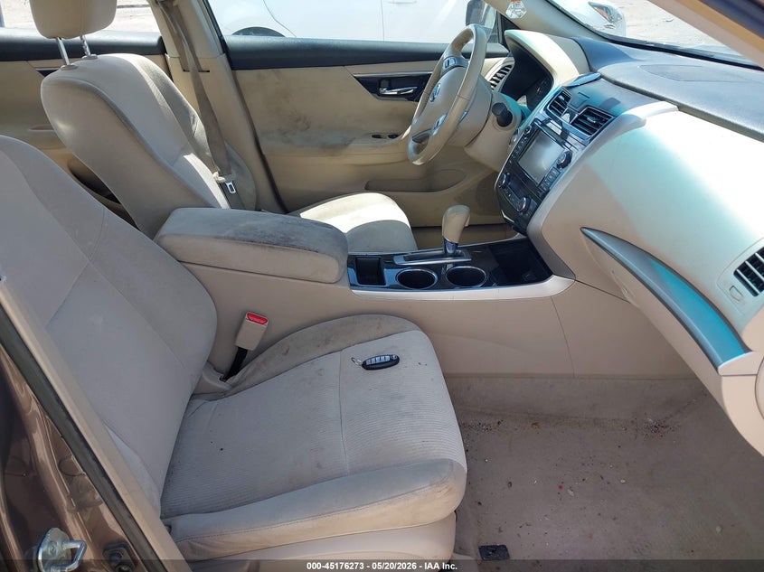 2013 Nissan Altima VIN 1N4AL3AP8DC910045 IAAI salvage auction — LEFT FRONT, Salvage (Illinois), sold $600 on 2026-07-11 (photo 5)