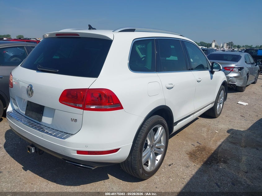 2013 Volkswagen Touareg VIN WVGEF9BP4DD000841 IAAI salvage auction — FRONT END, Original (Texas), sold $775 on 2026-07-28 (photo 4)