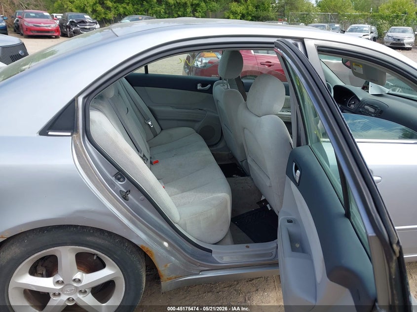 2006 Hyundai Sonata VIN 5NPEU46F86H111842 IAAI salvage auction — THEFT, Prior Salvage (Minnesota), sold $25 on 2026-07-29 (photo 8)