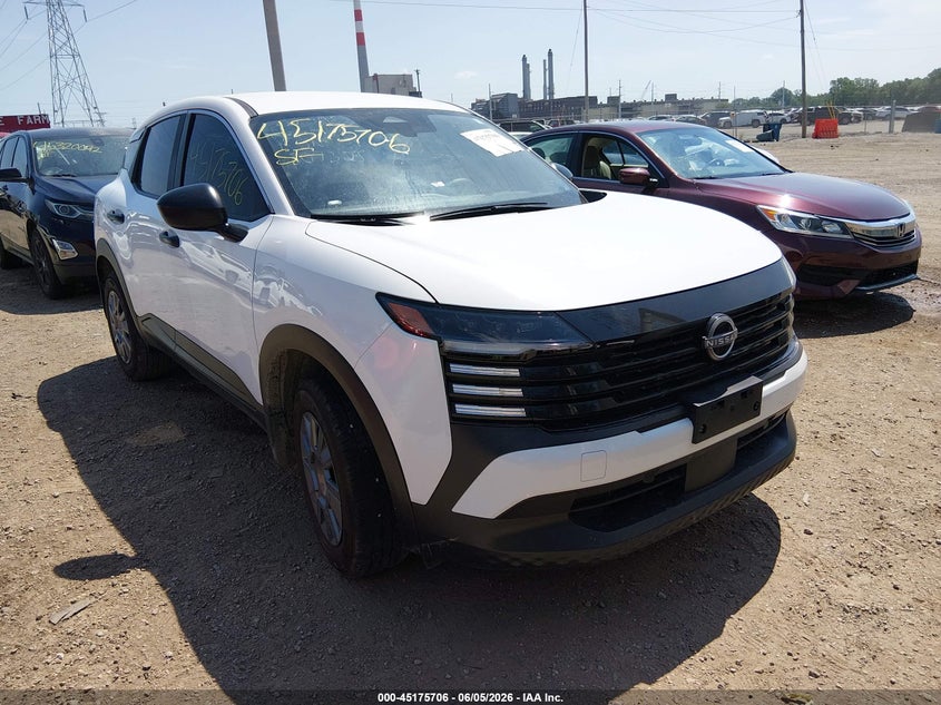 2025 Nissan Kicks VIN 3N8AP6BB0SL307325 IAAI salvage auction — THEFT, Salvage Title, sold $9,700 on 2026-07-29 (photo 1)
