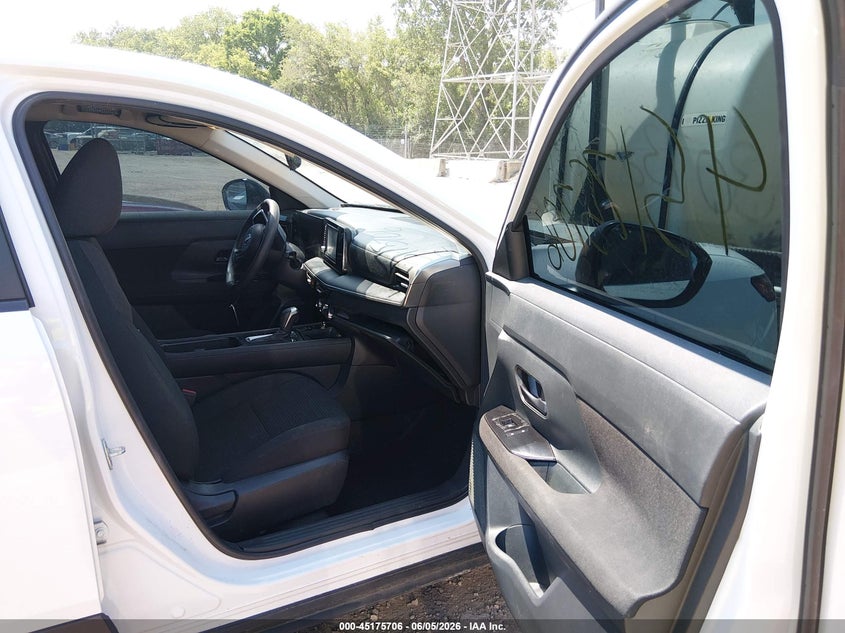 2025 Nissan Kicks VIN 3N8AP6BB0SL307325 IAAI salvage auction — THEFT, Salvage Title, sold $9,700 on 2026-07-29 (photo 5)