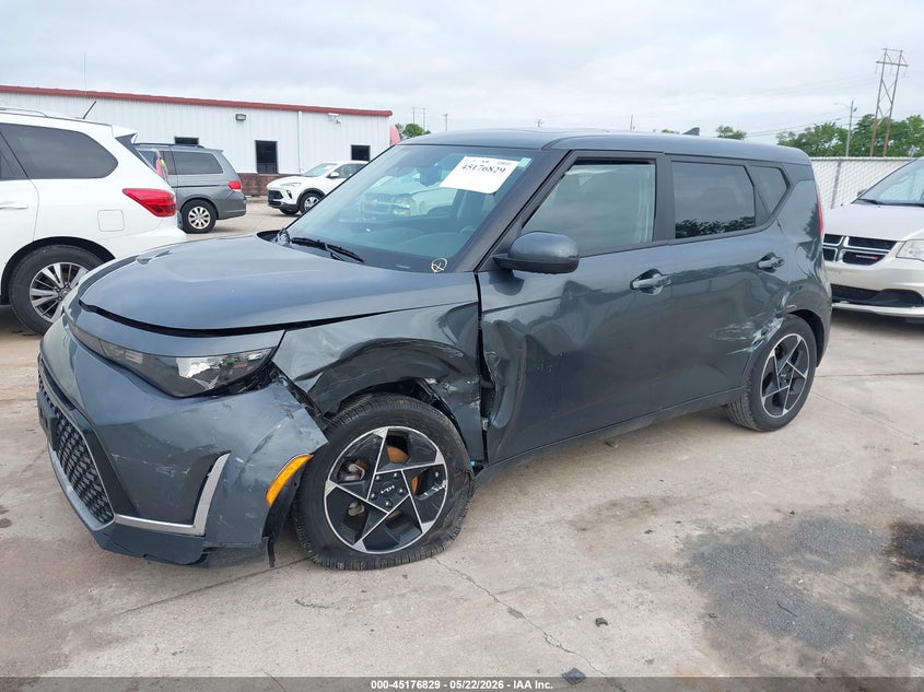 2024 Kia Soul VIN KNDJ33AU5R7920841 IAAI salvage auction — SIDE, Salvage (Missouri), sold $4,050 on 2026-07-14 (photo 2)