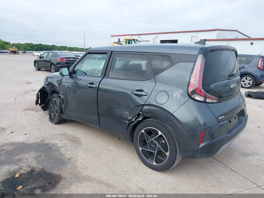 2024 Kia Soul VIN KNDJ33AU5R7920841 IAAI salvage auction — SIDE, Salvage (Missouri), sold $4,050 on 2026-07-14 (photo 3)
