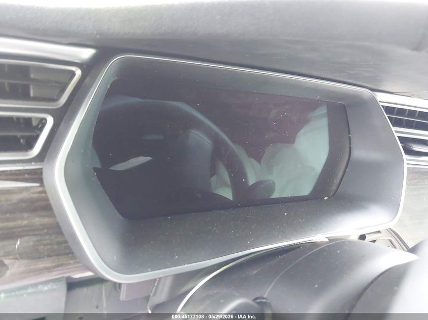 2016 Tesla Model x VIN 5YJXCAE27GF003060 IAAI salvage auction — RIGHT FRONT, Salvage Title, sold $5,150 on 2026-07-30 (photo 7)