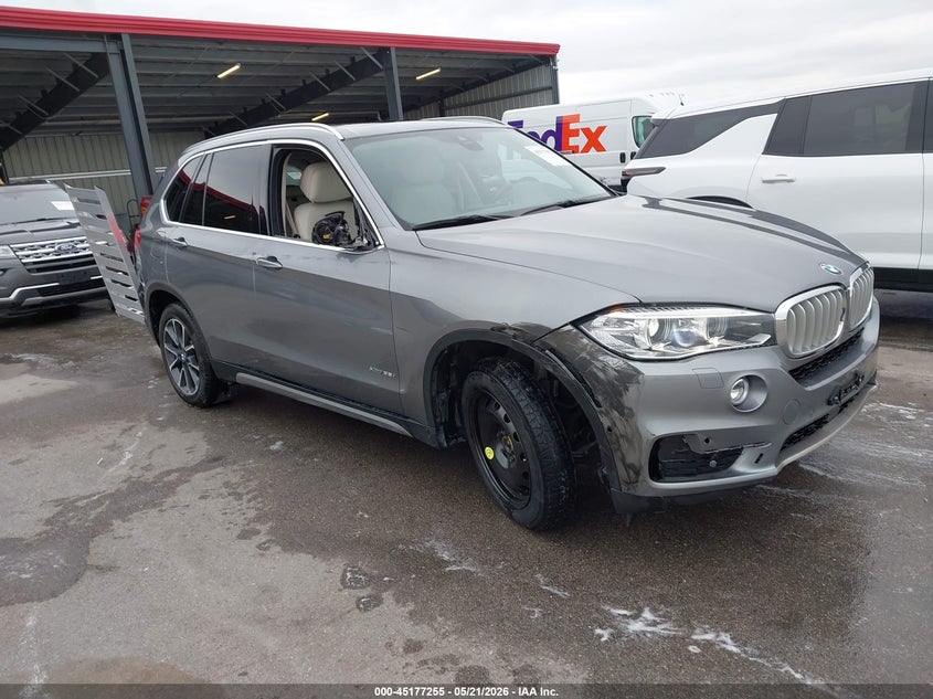 2016 BMW X5 VIN 5UXKR0C50G0P31168 IAAI salvage auction — SIDE, Salvage (Illinois), sold $5,600 on 2026-07-09 (photo 1)