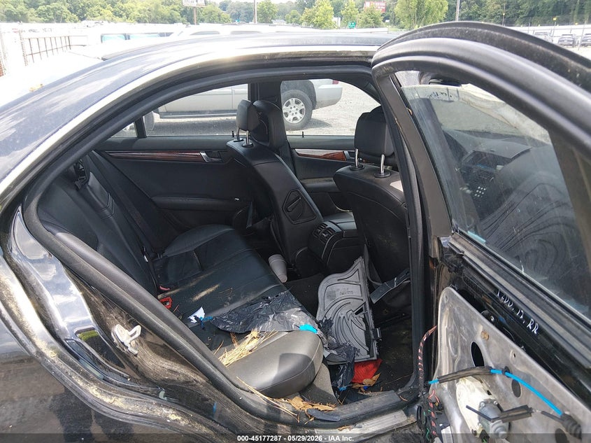 2010 Mercedes-benz C-klasse VIN WDDGF5EB5AR119105 IAAI salvage auction — NORMAL WEAR, Clear (Louisiana), sold $375 on 2026-07-29 (photo 8)