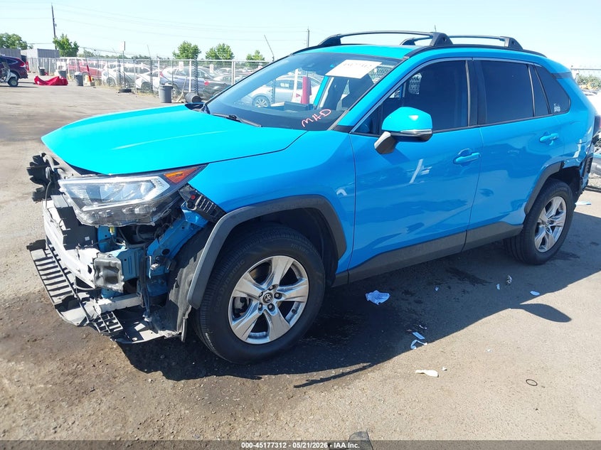 2019 Toyota Rav 4 VIN 2T3P1RFV2KW001538 IAAI salvage auction — RIGHT SIDE, Salvage (California), sold $9,000 on 2026-07-29 (photo 2)