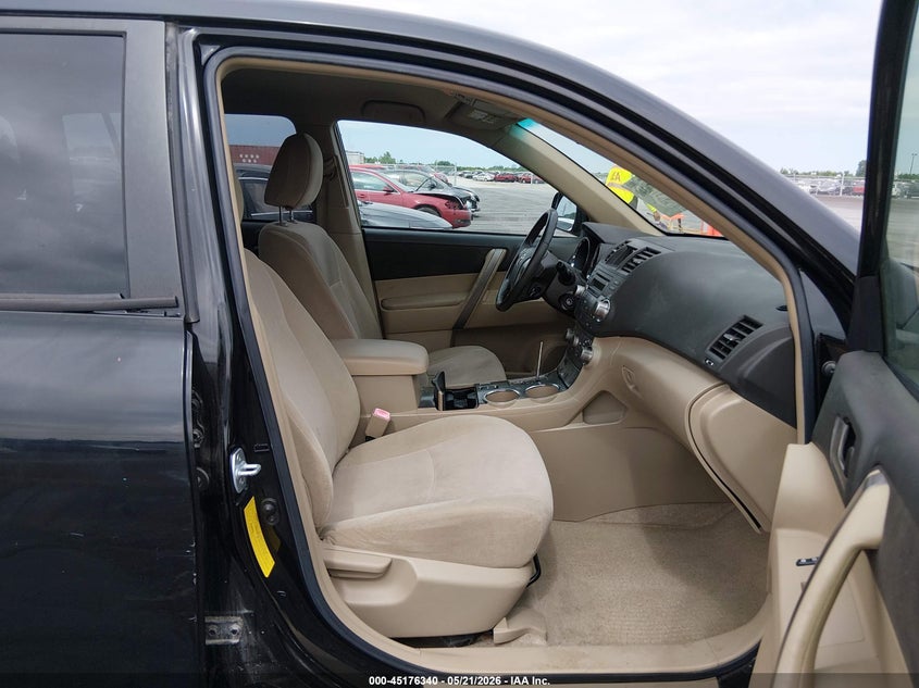 2009 Toyota Highlander VIN JTEDS43A792075377 IAAI salvage auction — RIGHT SIDE, Salvage (Illinois), sold $1,600 on 2026-07-21 (photo 5)