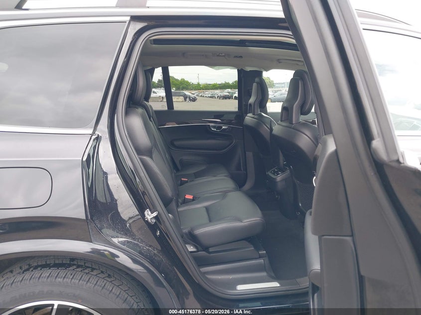 2018 Volvo Xc90 VIN YV4A22PK3J1358459 IAAI salvage auction — SIDE, Salvage (Oregon), sold $11,300 on 2026-07-31 (photo 8)