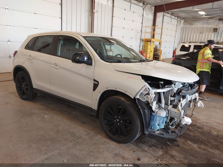 2021 Mitsubishi Outlander VIN JA4APUAU9MU004209 IAAI salvage auction — FRONT END, Scrap (Michigan), sold $3,875 on 2026-07-07 (photo 1)