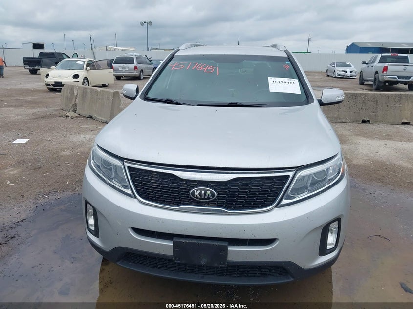 2014 Kia Sorento VIN 5XYKT3A66EG479014 IAAI salvage auction — HAIL, Original (Texas), sold $4,025 on 2026-07-15 (photo 6)