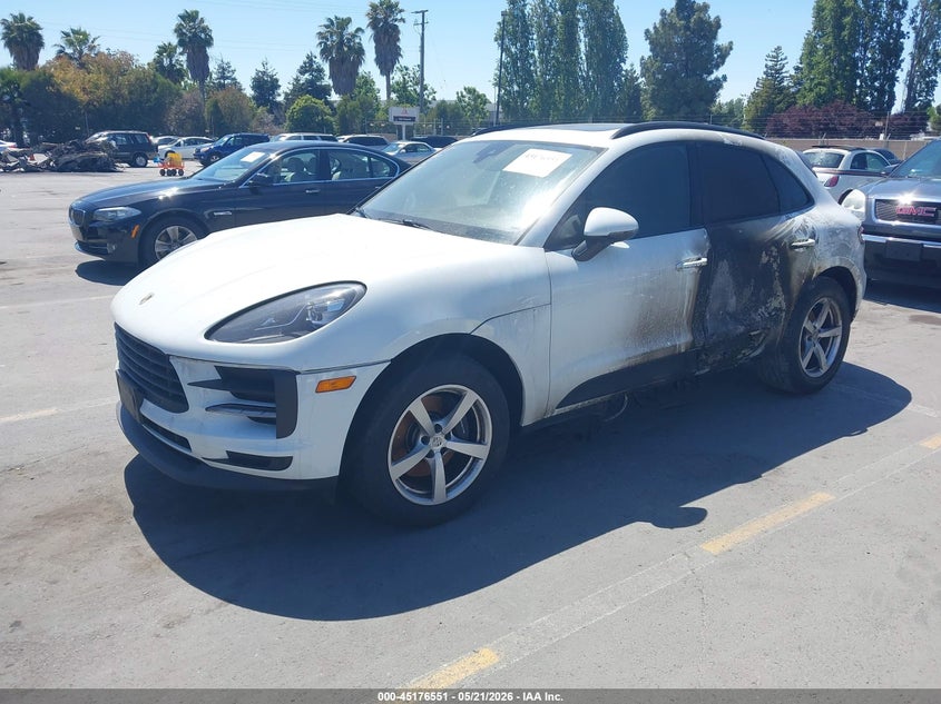 2019 Porsche Macan VIN WP1AA2A57KLB01608 IAAI salvage auction — EXTERIOR BURN, Clear (California), sold $8,700 on 2026-07-06 (photo 2)