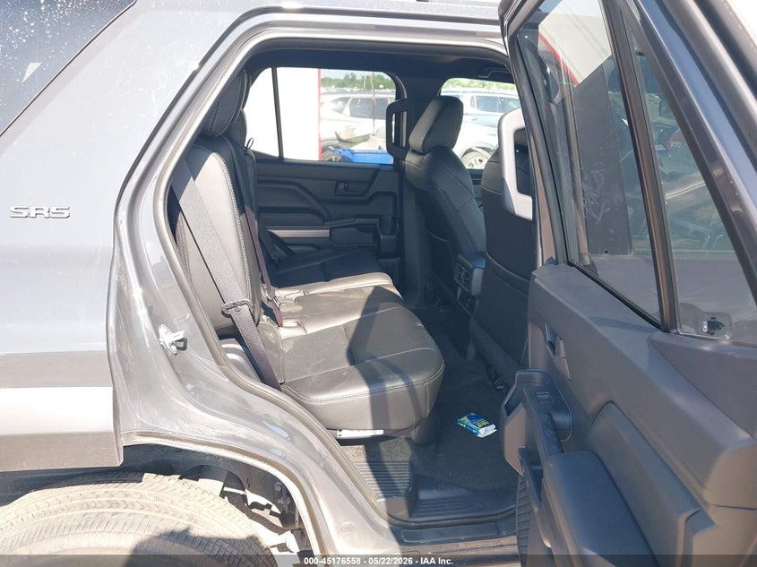 2025 Toyota 4Runner VIN JTEVA5BR5S5042872 IAAI salvage auction — Front End, Clear, sold $30,500 on 2026-08-25 (photo 8)