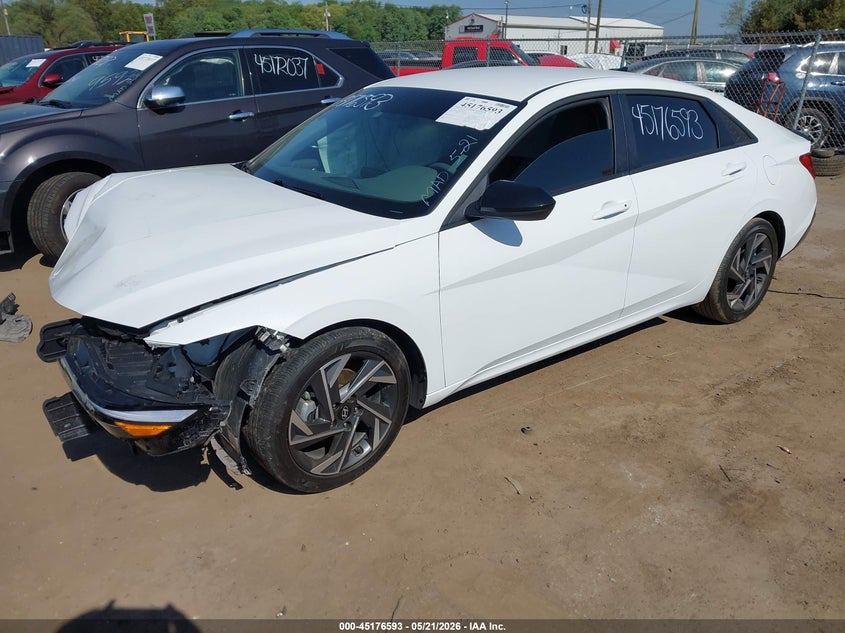 2025 Hyundai Elantra VIN KMHLM4DG1SU001472 IAAI salvage auction — FRONT END, Salvage (Indiana), sold $2,750 on 2026-07-28 (photo 2)