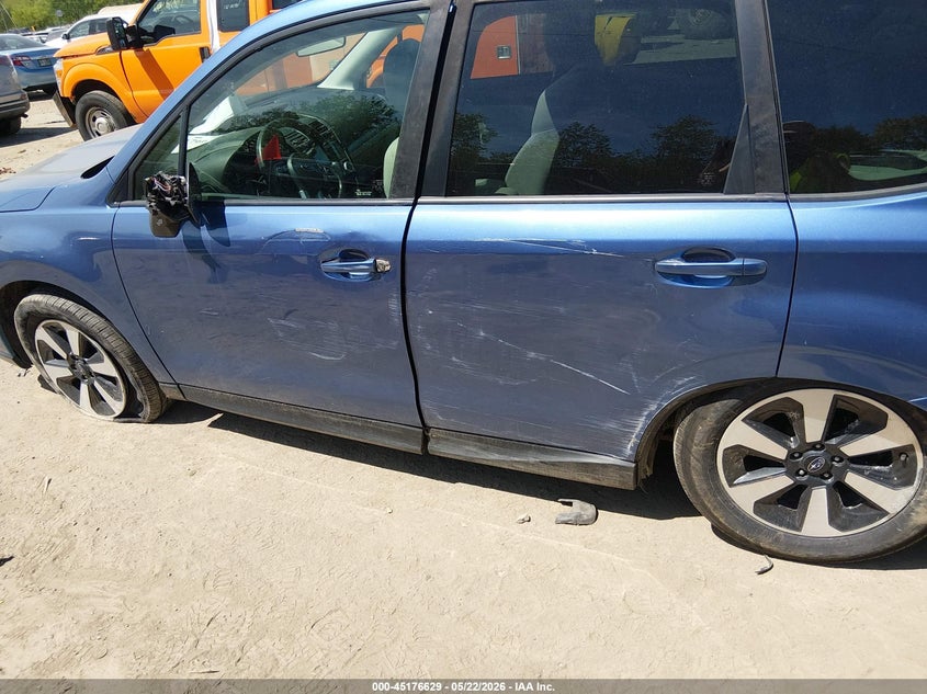 2018 Subaru Forester VIN JF2SJAGC4JH464747 IAAI salvage auction — LEFT SIDE, Salvage (New Hampshire), sold $25 on 2026-07-29 (photo 6)