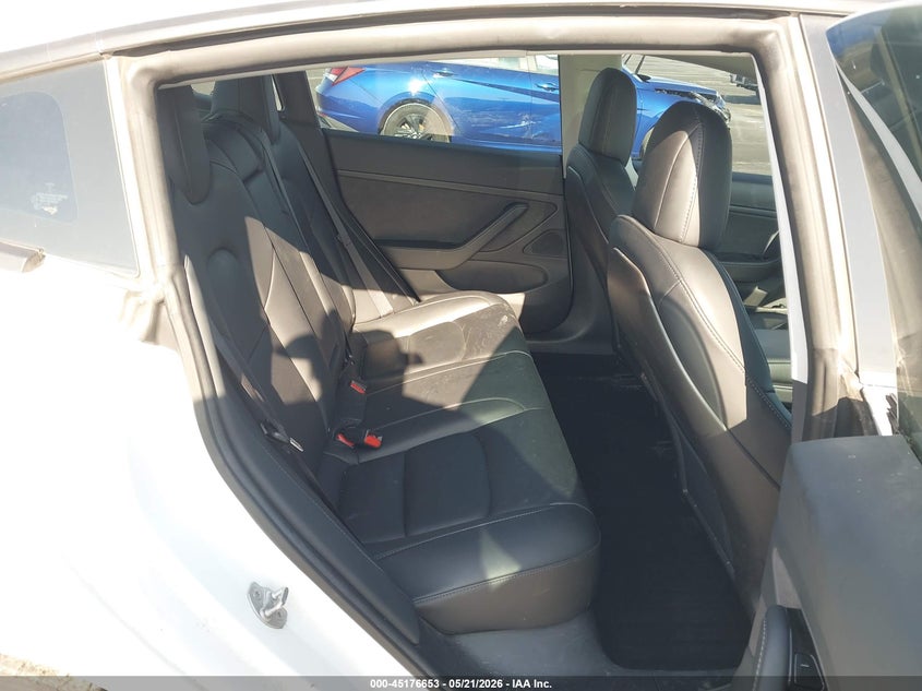 2020 Tesla Model 3 VIN 5YJ3E1EB7LF665269 IAAI salvage auction — FRONT & REAR, Salvage (Illinois), sold $6,300 on 2026-08-02 (photo 8)