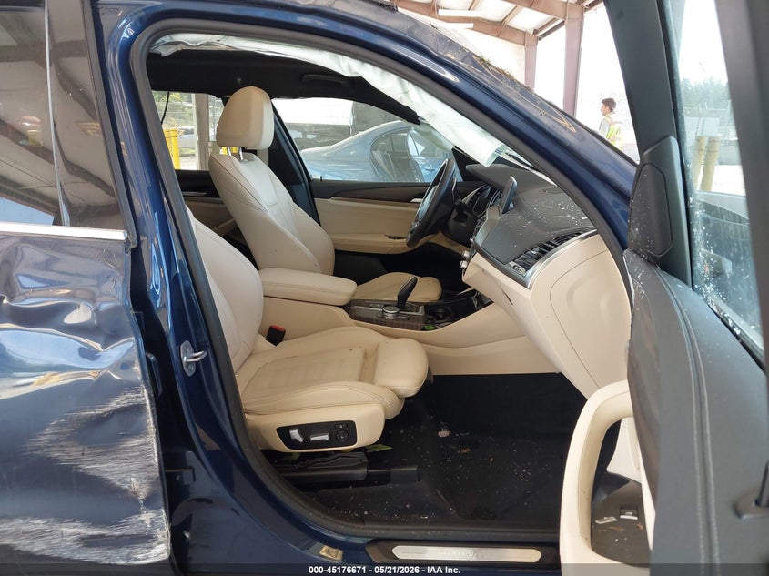 2019 BMW X3 VIN 5UXTR9C56KLP85803 IAAI salvage auction — ROLLOVER, Bill Of Sale (Washington), sold $2,350 on 2026-07-29 (photo 5)