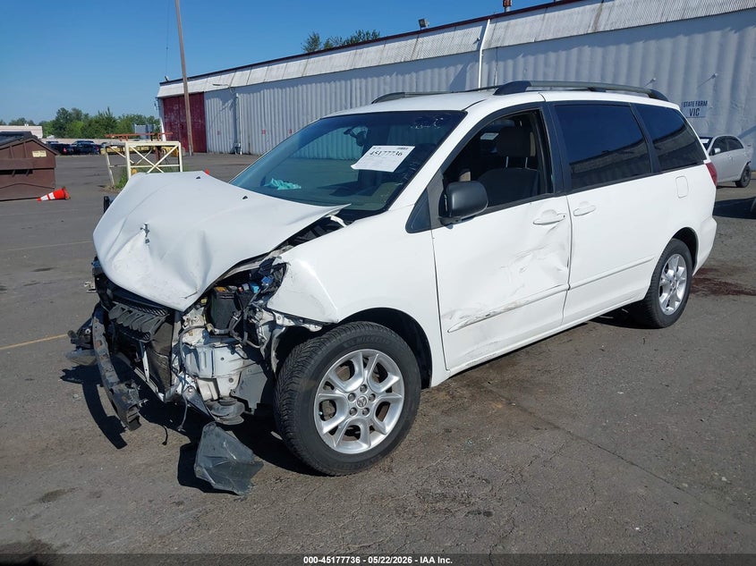 2005 Toyota Sienna VIN 5TDBA23C85S042329 IAAI salvage auction — FRONT END, Salvage (Oregon), sold $150 on 2026-07-09 (photo 2)