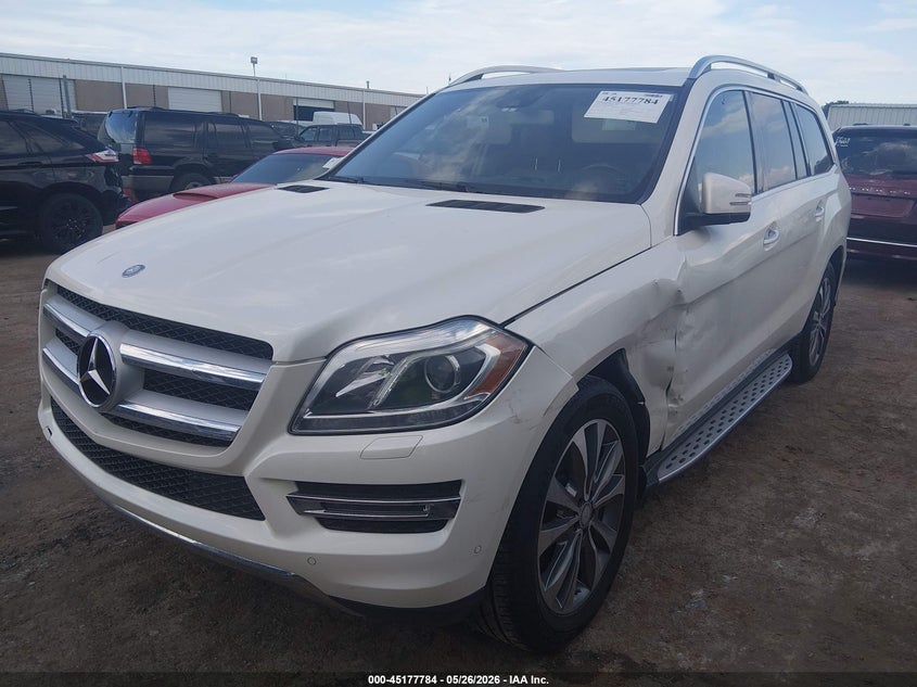 2014 Mercedes-benz Gl-klasse VIN 4JGDF7CE5EA437280 IAAI salvage auction — LEFT FRONT, Clear (Oklahoma), sold $3,300 on 2026-07-09 (photo 2)