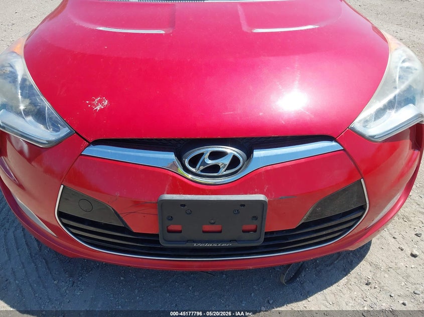 2013 Hyundai Veloster VIN KMHTC6AD5DU148311 IAAI salvage auction — NORMAL WEAR, Salvage (Texas), sold $25 on 2026-07-28 (photo 6)