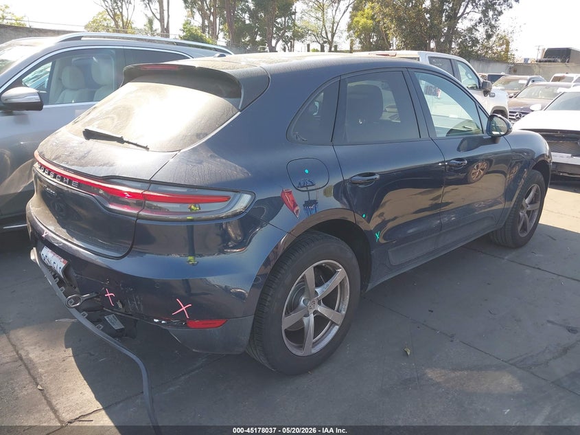 2020 Porsche Macan VIN WP1AA2A51LLB13450 IAAI salvage auction — REAR END, Salvage Title, sold $9,600 on 2026-07-15 (photo 4)