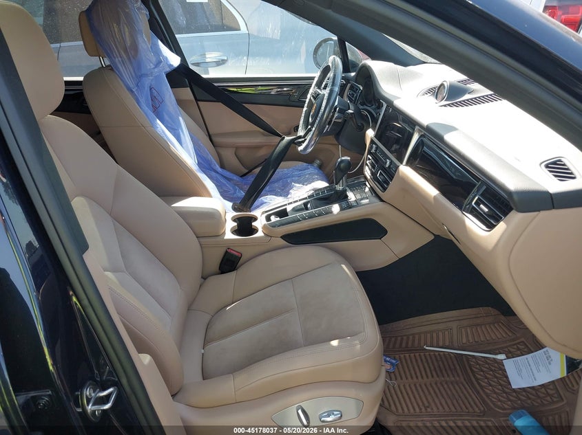 2020 Porsche Macan VIN WP1AA2A51LLB13450 IAAI salvage auction — REAR END, Salvage Title, sold $9,600 on 2026-07-15 (photo 5)