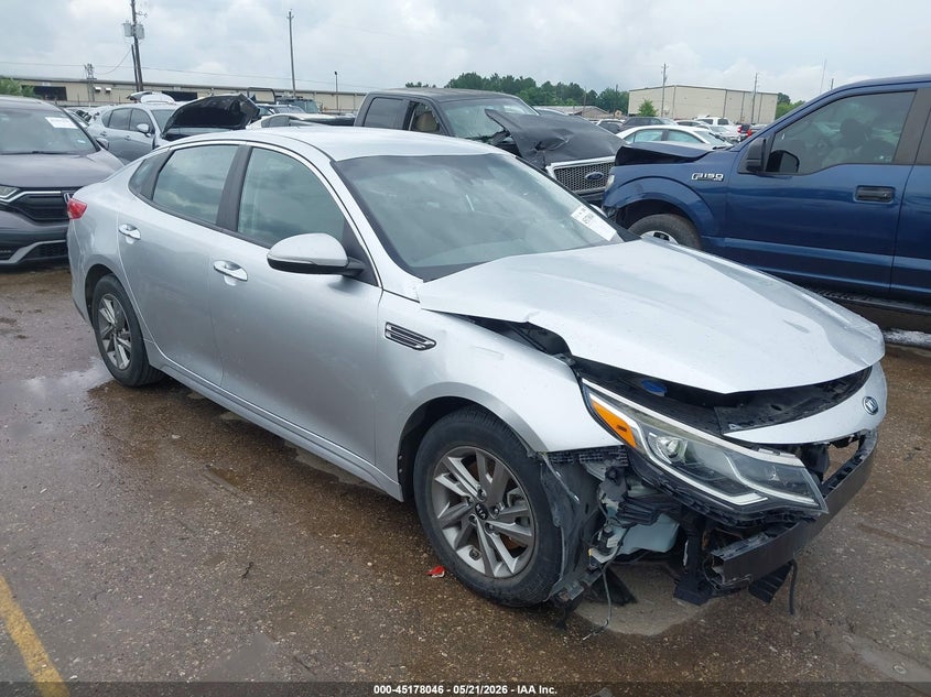 2019 Kia Optima VIN 5XXGT4L34KG301424 IAAI salvage auction — FRONT END, Original (Texas), sold $2,350 on 2026-07-08 (photo 1)