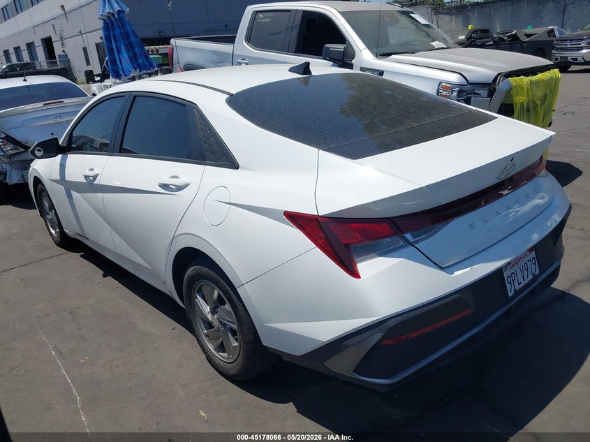 2025 Hyundai Elantra VIN KMHLL4DG4SU862065 IAAI salvage auction — RIGHT FRONT, Salvage Certificate (California), sold $5,700 on 2026-07-08 (photo 3)