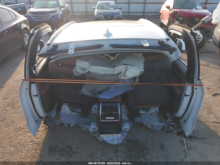 2020 BMW X5 VIN 5UXCR6C09L9B36002 IAAI salvage auction — ROLLOVER, Non-Repairable (Texas), sold $1,100 on 2026-07-29 (photo 6)