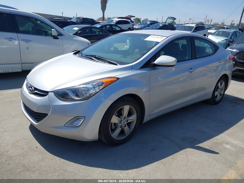 2013 Hyundai Elantra VIN KMHDH4AE4DU847724 IAAI salvage auction — RIGHT FRONT, Salvage (California), sold $1,350 on 2026-07-29 (photo 2)