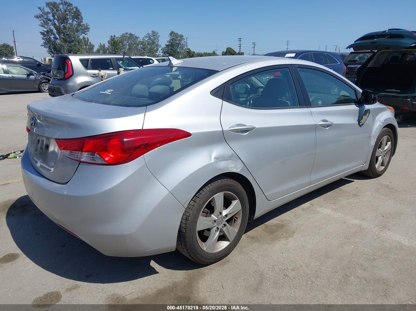 2013 Hyundai Elantra VIN KMHDH4AE4DU847724 IAAI salvage auction — RIGHT FRONT, Salvage (California), sold $1,350 on 2026-07-29 (photo 4)