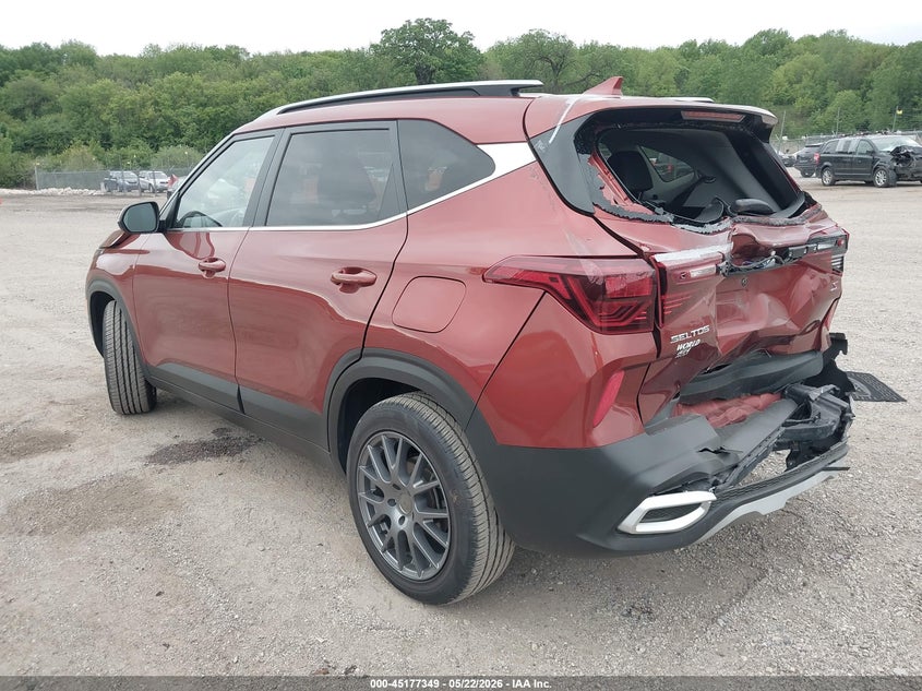 2021 Kia Seltos VIN KNDEU2AA0M7114252 IAAI salvage auction — REAR END, Salvage (Illinois), sold $2,700 on 2026-07-29 (photo 3)