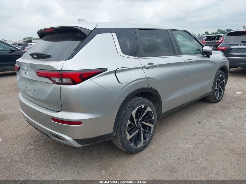 2024 Mitsubishi Outlander VIN JA4J3VA81RZ012965 IAAI salvage auction — HAIL, Original (Texas), sold $10,900 on 2026-07-28 (photo 4)