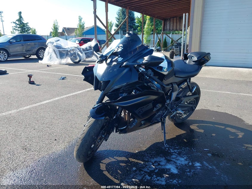2025 Yamaha Yzf VIN JYARM38E5SA018404 IAAI salvage auction — FRONT END, Salvage (Oregon), sold $2,150 on 2026-07-21 (photo 2)