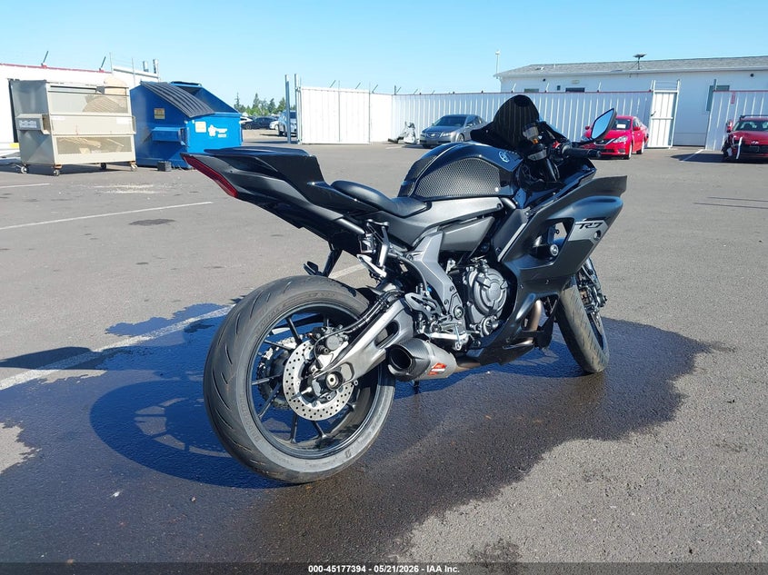 2025 Yamaha Yzf VIN JYARM38E5SA018404 IAAI salvage auction — FRONT END, Salvage (Oregon), sold $2,150 on 2026-07-21 (photo 4)