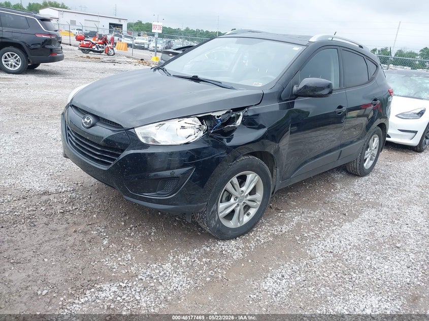 2011 Hyundai Tucson VIN KM8JU3AC4BU124783 IAAI salvage auction — HAIL, Clear (Missouri), sold $1,250 on 2026-07-13 (photo 2)