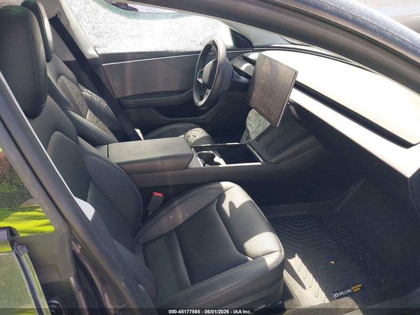 2025 Tesla Model 3 VIN 5YJ3E1EA9SF998711 IAAI salvage auction — SIDE, Salvage Title, sold $11,900 on 2026-07-22 (photo 5)