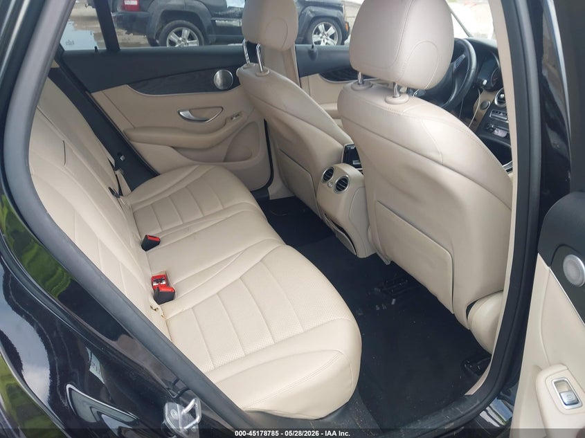 2016 Mercedes-benz Glc VIN WDC0G4KBXGF082712 IAAI salvage auction — REAR END, Salvage Title, sold $6,500 on 2026-07-22 (photo 8)