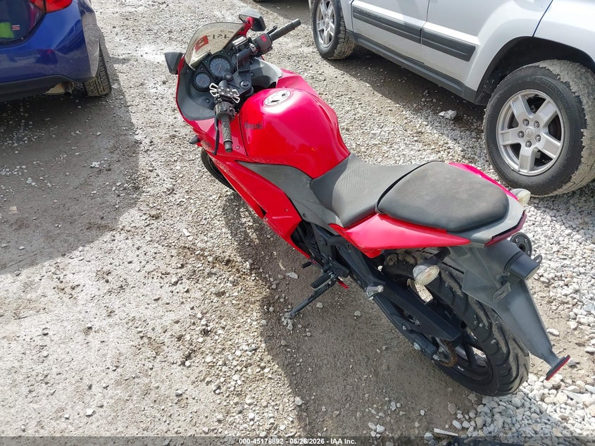 2008 Kawasaki Ex250 VIN JKAEXMJ188DA07585 IAAI salvage auction — RIGHT FRONT, Clear (Illinois), sold $500 on 2026-07-14 (photo 3)