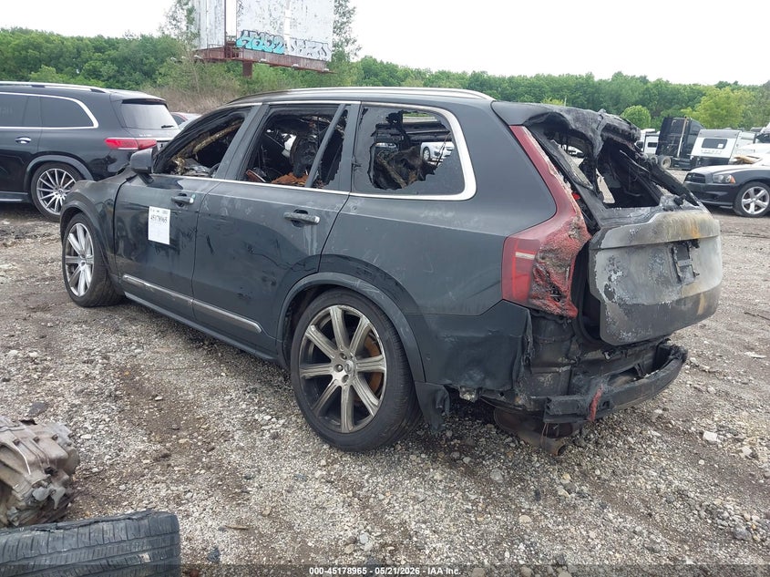 2016 Volvo Xc90 VIN YV4A22PL1G1013979 IAAI salvage auction — INTERIOR BURN, Bill Of Sale Destruction Only - Salvage (Ohio), sold $350 on 2026-07-15 (photo 3)