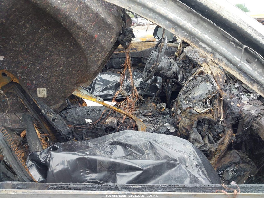 2016 Volvo Xc90 VIN YV4A22PL1G1013979 IAAI salvage auction — INTERIOR BURN, Bill Of Sale Destruction Only - Salvage (Ohio), sold $350 on 2026-07-15 (photo 5)
