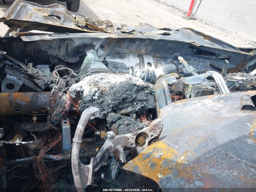 2010 Toyota Highlander hybrid VIN JTEJW3EH2A2038866 IAAI salvage auction — TOTAL BURN, Clear (Massachusetts), sold $150 on 2026-07-31 (photo 7)