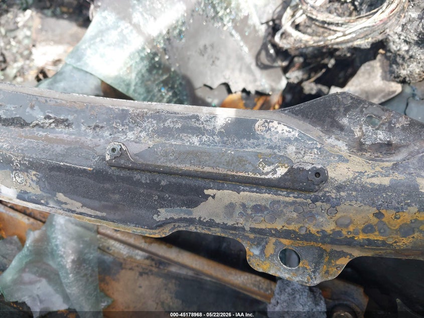2010 Toyota Highlander hybrid VIN JTEJW3EH2A2038866 IAAI salvage auction — TOTAL BURN, Clear (Massachusetts), sold $150 on 2026-07-31 (photo 9)