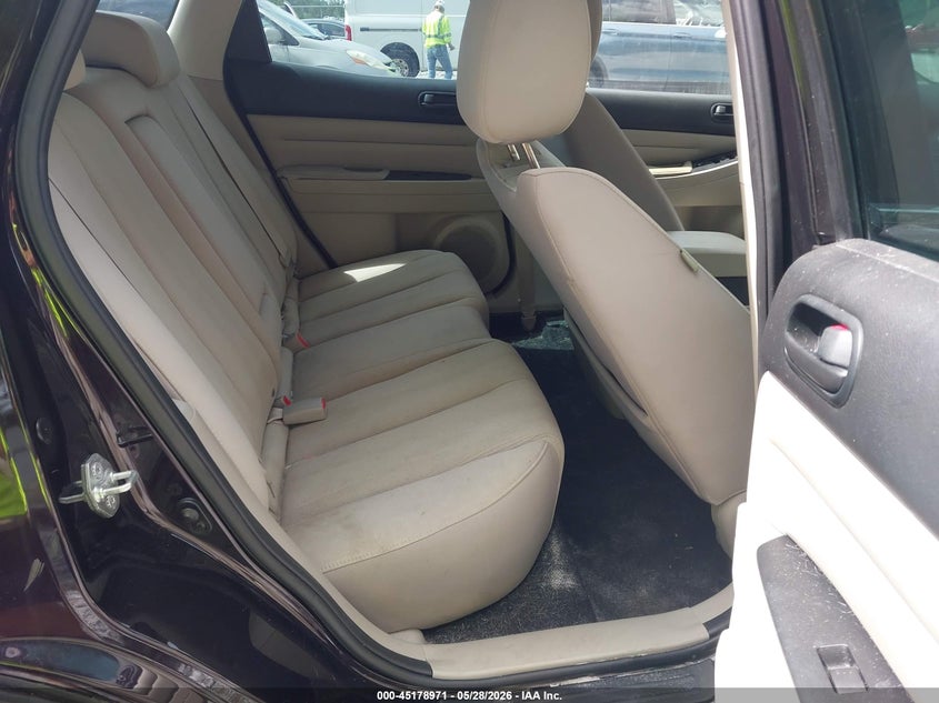 2011 Mazda Cx-7 VIN JM3ER2B5XB0374349 IAAI salvage auction — LEFT SIDE, Clear (Florida), sold $600 on 2026-07-16 (photo 8)