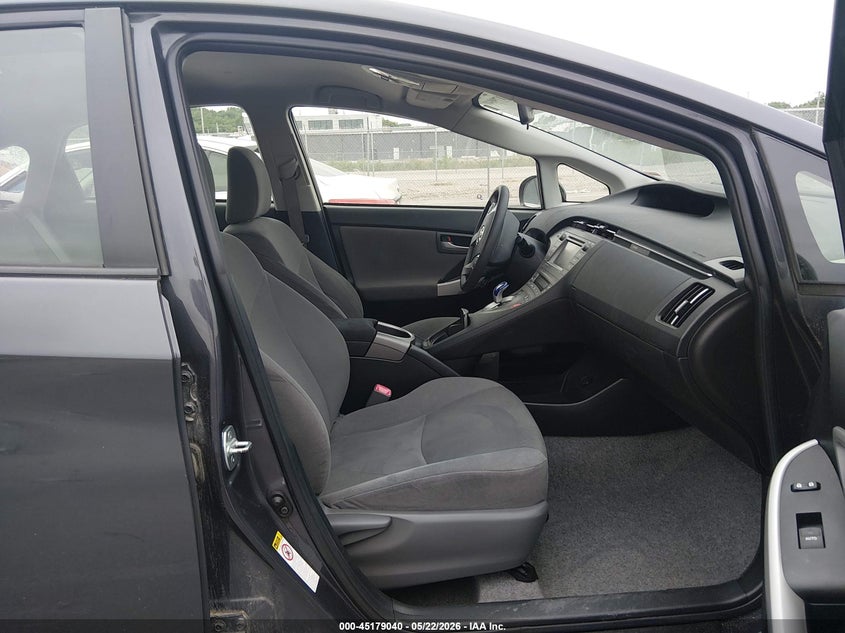 2012 Toyota Prius VIN JTDKN3DU7C1541103 IAAI salvage auction — REAR END, Salvage (Illinois), sold $1,375 on 2026-07-21 (photo 5)