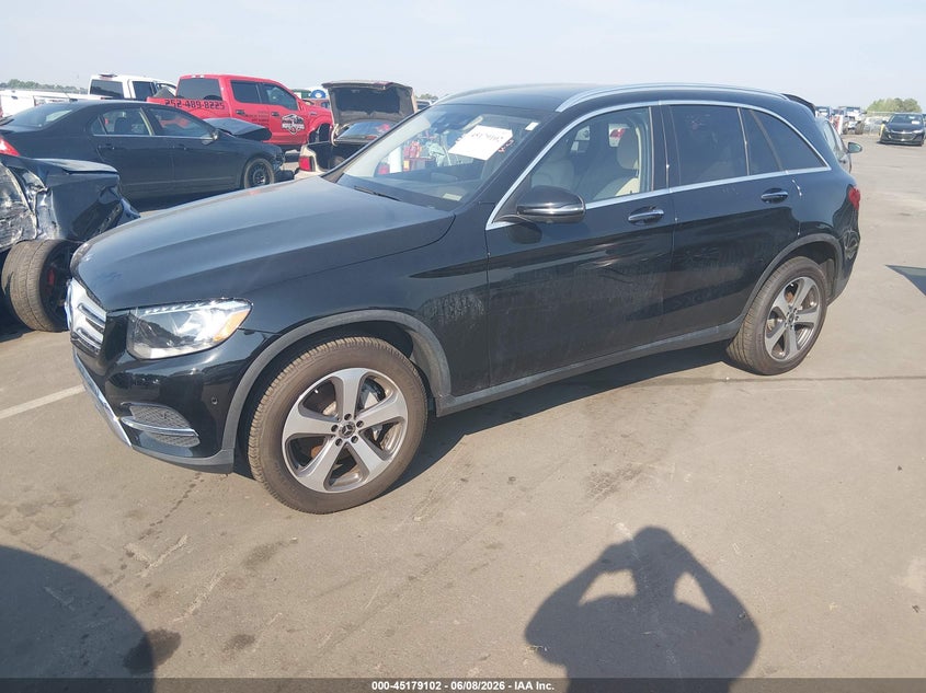 2019 Mercedes-benz Glc VIN WDC0G4KB7KV130018 IAAI salvage auction — Burn Engine, Salvage (Idaho), sold $5,100 on 2026-07-29 (photo 2)
