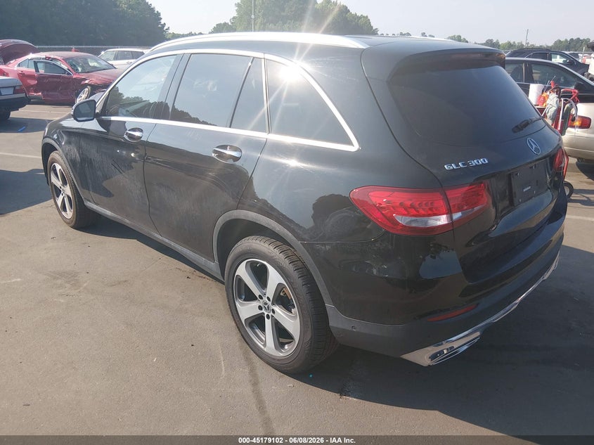 2019 Mercedes-benz Glc VIN WDC0G4KB7KV130018 IAAI salvage auction — Burn Engine, Salvage (Idaho), sold $5,100 on 2026-07-29 (photo 3)