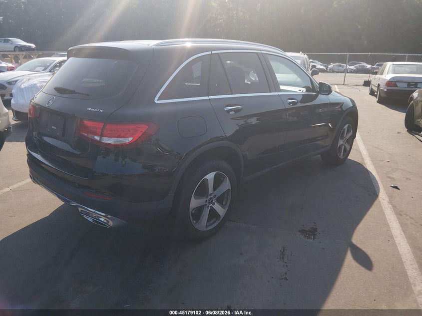 2019 Mercedes-benz Glc VIN WDC0G4KB7KV130018 IAAI salvage auction — Burn Engine, Salvage (Idaho), sold $5,100 on 2026-07-29 (photo 4)