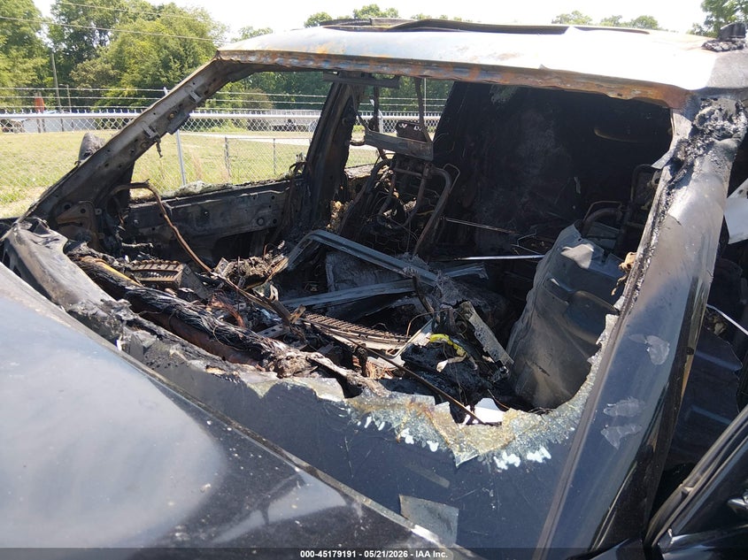 2014 Infiniti Qx80 VIN JN8AZ2NF5E9552491 IAAI salvage auction — INTERIOR BURN, Salvage (South Carolina), sold $300 on 2026-07-07 (photo 6)